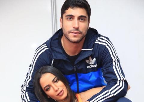 Biografia de Anitta revela detalhes de relacionamento abusivo com Thiago Magalhães