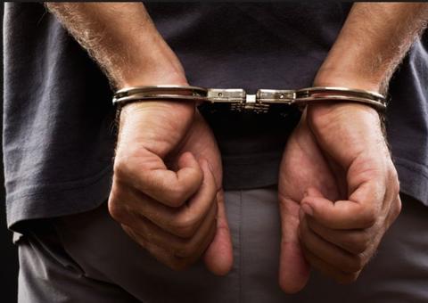 Assaltantes são detidos após carro quebrar em Manaus