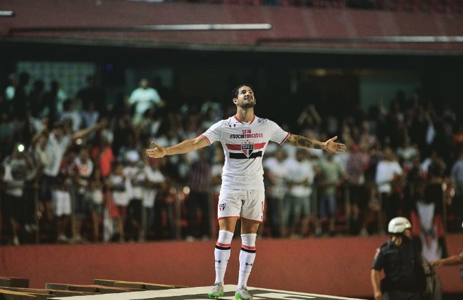 São Paulo anuncia retorno de Alexandre Pato 
