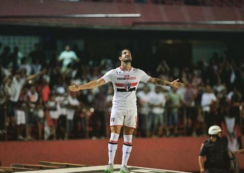 São Paulo anuncia retorno de Alexandre Pato 