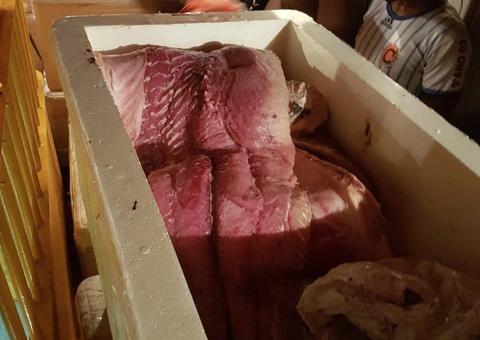 Uma tonelada de pescado e carne de animal silvestre é apreendida no Porto de Manaus