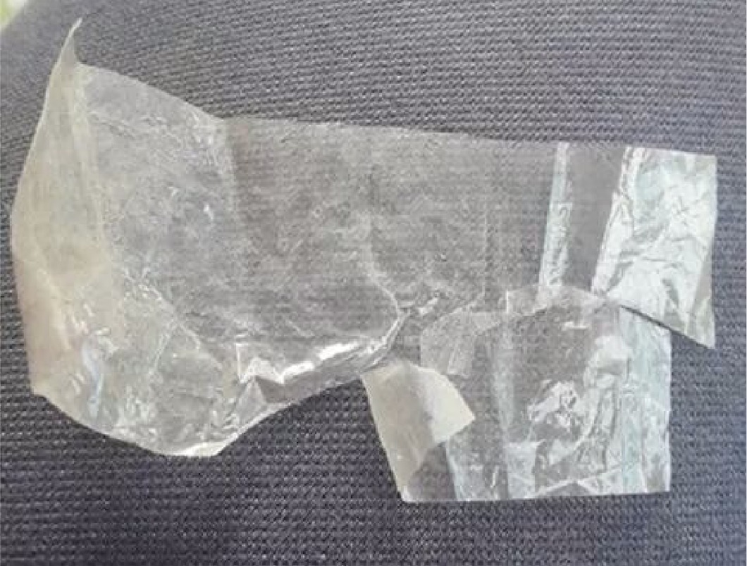 Professora é investigada após colar a boca de alunos com fita adesiva