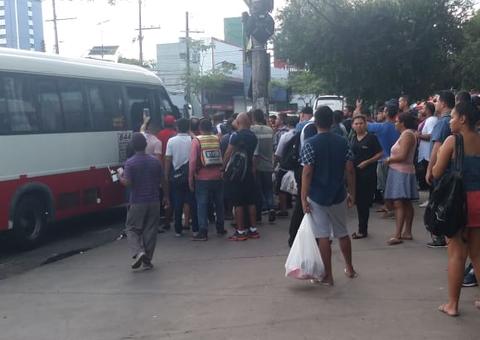 Homem é preso ao tentar roubar micro-ônibus em Manaus