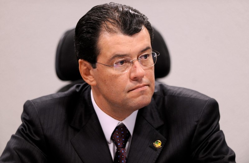 Eduardo cobra de Moro fiscalização das fronteiras na Amazônia     