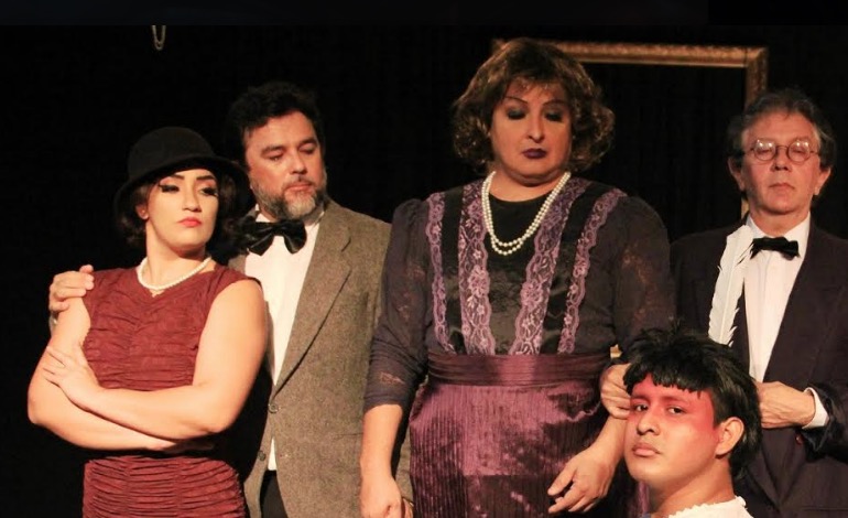 Peça ‘Ambrozhya e o Phantasma da Arte’ estreia no Teatro Amazonas