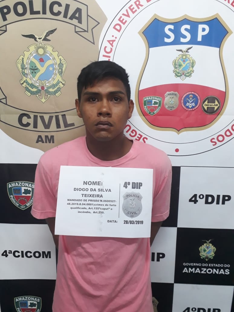 Suspeito de furtar jóias avaliadas em R$ 15 mil de casa e atear fogo é preso em Manaus 