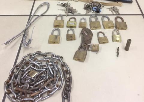 Polícia prende homem por manter idosa de 93 anos em cárcere privado