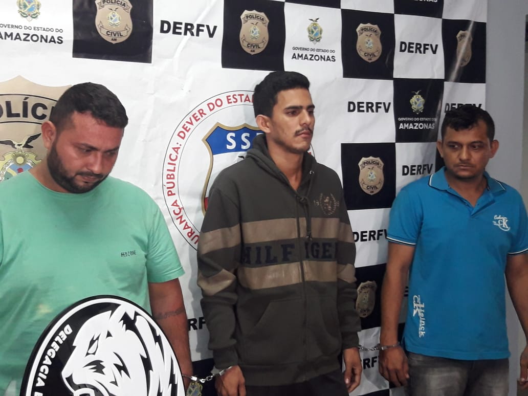 Trio suspeito de clonar e enviar carros para outros estados é preso em oficina de Manaus