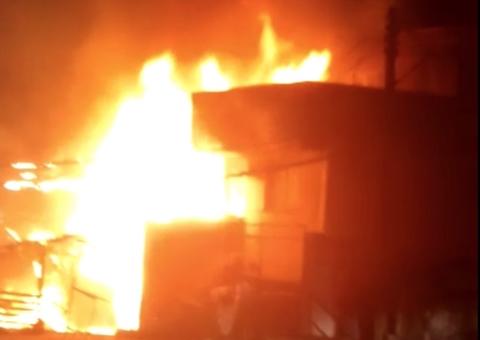 Três meses após tragédia, Educandos tem novo incêndio