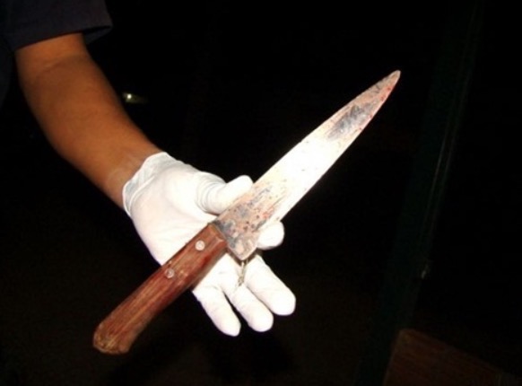 Mulher morre após ser esfaqueada dentro de casa durante discussão em Manaus