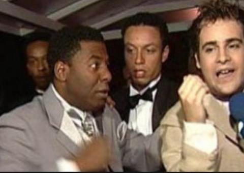 Humorista Vesgo ganha novo processo contra Netinho 13 anos após levar soco