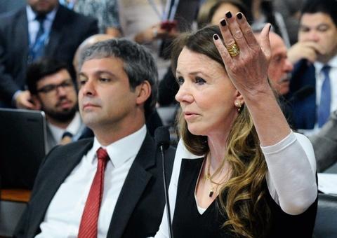 Vanessa Grazziotin anuncia que será youtuber no canal ‘A Esquerda’