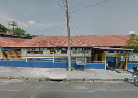 Em Manaus, grupo invade escola municipal e 'faz a limpa'