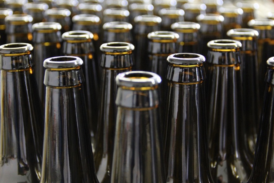 Justiça anula justa causa de trabalhador acusado de desviar garrafas de cerveja em Manaus 