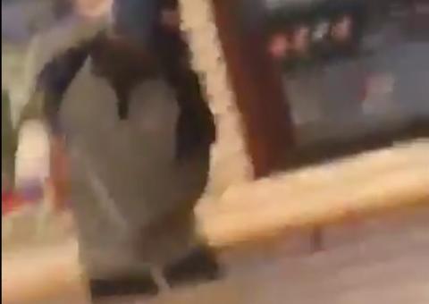 Jovens são acusadas de racismo nas redes sociais ao destratar funcionário da Bob’s