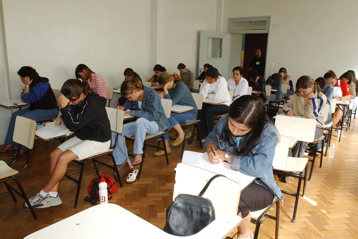 Estudantes poderão renegociar dívida do Fies a partir de 29 de abril