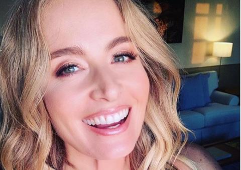 Globo desiste de programa e Angélica continua na geladeira 