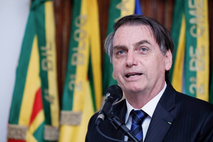 A presidentes de partidos, Bolsonaro fala em criar conselho de políticos