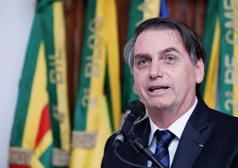 A presidentes de partidos, Bolsonaro fala em criar conselho de políticos