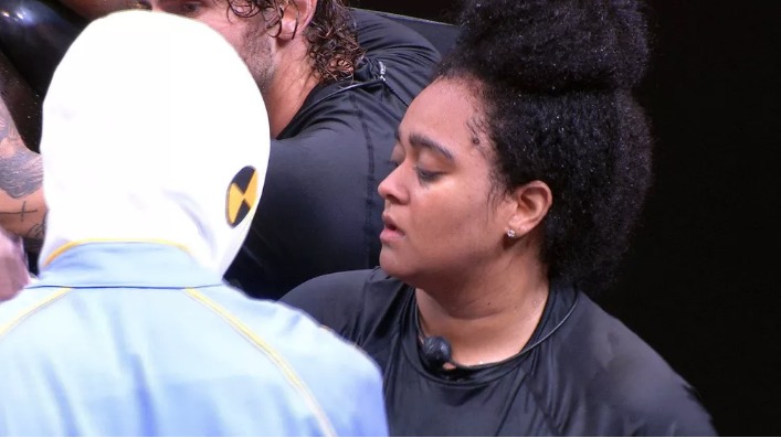 BBB19: Após 11 horas, veja quem foi o primeiro a desistir da Prova do Líder