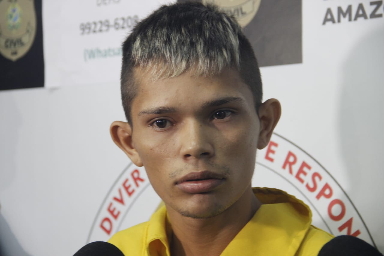 Suspeito de matar padrasto a terçadadas na frente da mãe é preso em Manaus