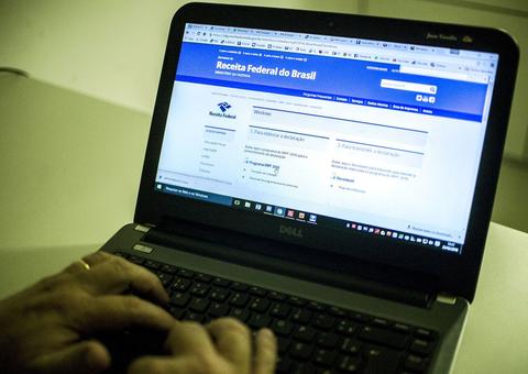 Receita abre na segunda consultas ao lote residual de restituições do IR