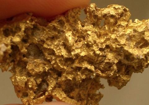 Peruanos são presos com ouro ilegal escondido em embarcação no Amazonas 