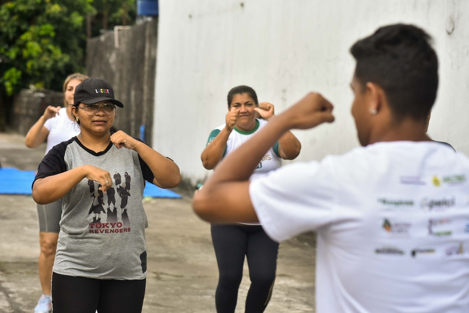 Programa oferece aulas de futebol, luta, funcional e zumba em Manaus