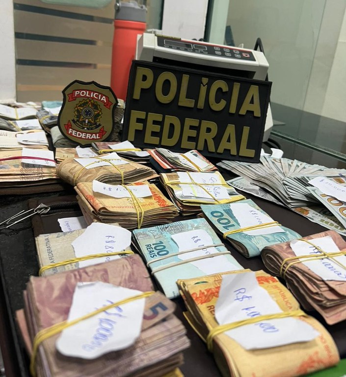 Operação da PF mira doleiro que operava esquema de câmbio ilegal em Manaus