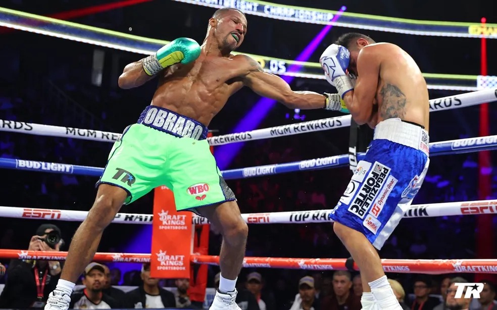 Robson Conceição e Emanuel Navarrete empatam e cinturão fica com o mexicano