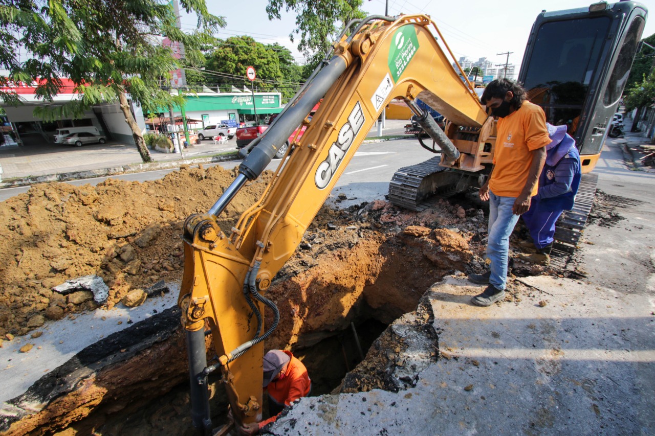 Rede de drenagem profunda no Dom Pedro passa por obras em Manaus