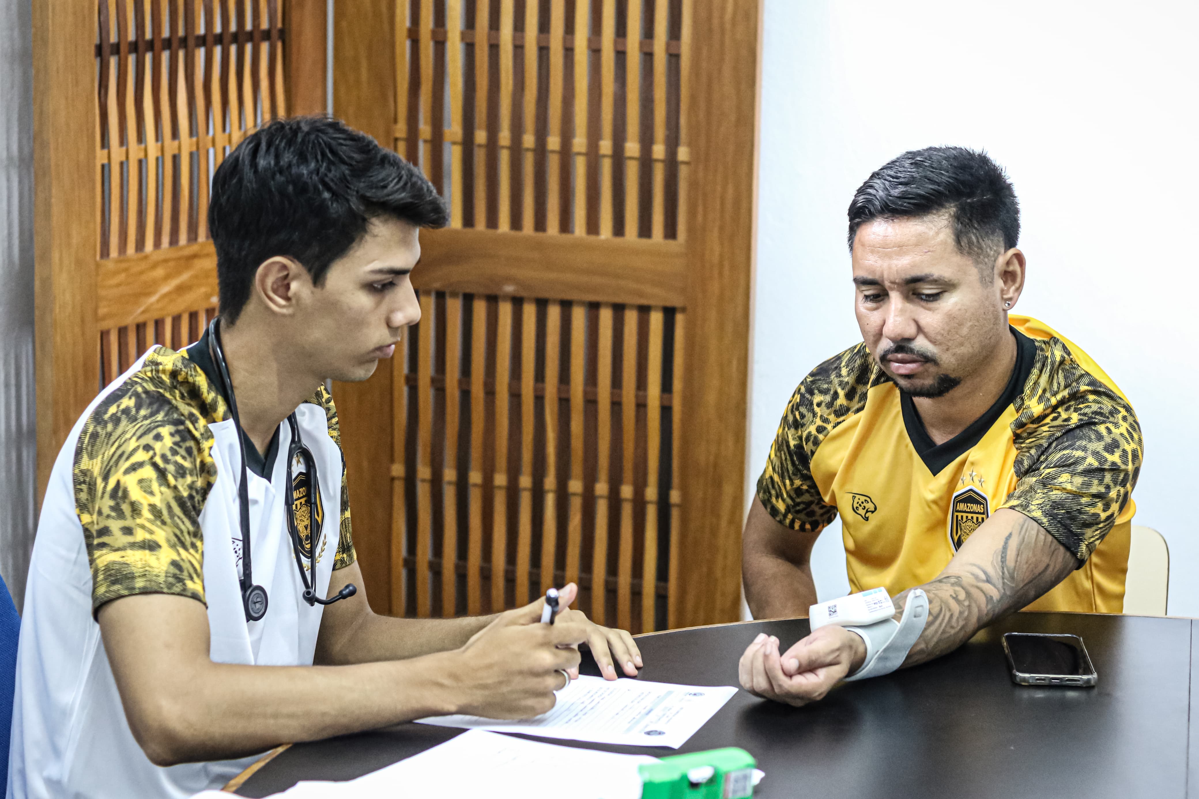 Elenco do Amazonas FC se apresenta para realização de exames médicos