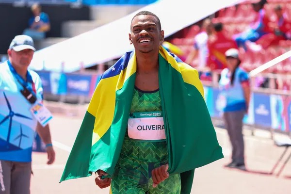 Parapan 2023: Samuel Oliveira leva ouro e bate recorde mundial no atletismo