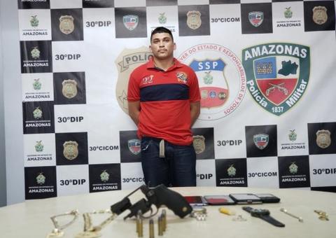 Dupla denunciada por arrastões em dois bairros é presa em Manaus