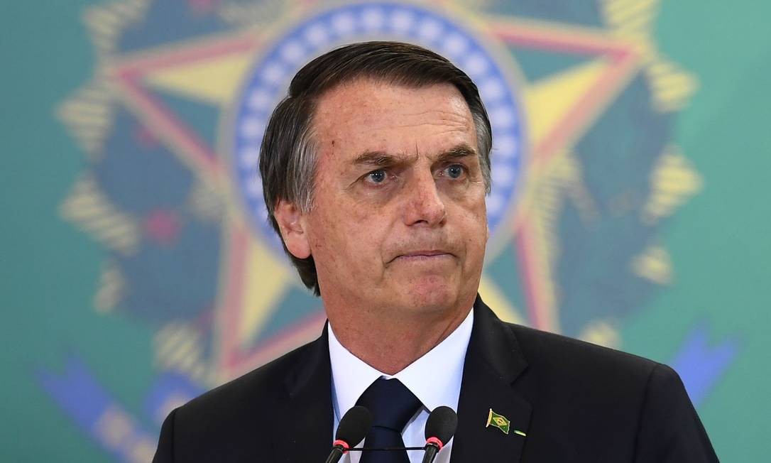 Receita denuncia servidores que acessaram dados fiscais de Bolsonaro sem permissão