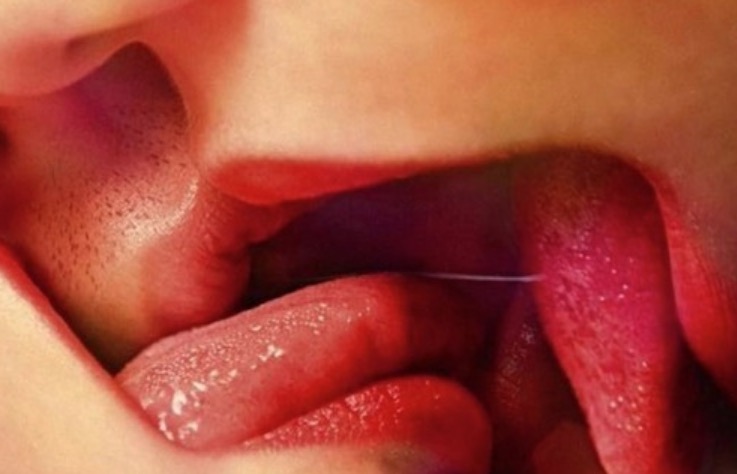 Sexo a três: Mulheres dão dicas para fazer seu primeiro ménage