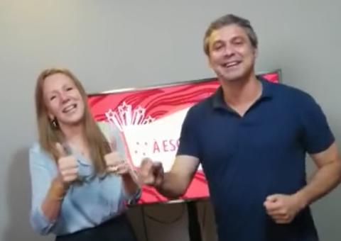 Lula parabeniza Vanessa Grazziotin pelo seu canal no YouTube ‘À Esquerda’