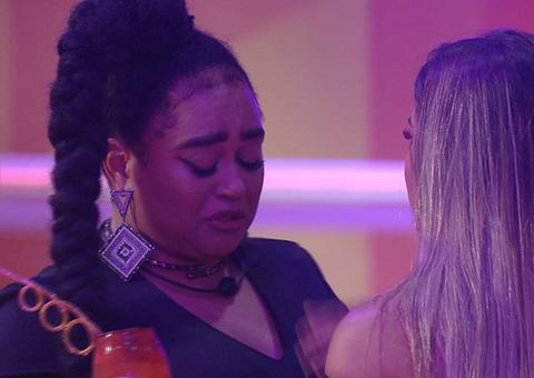 BBB19: Rízia cai no choro após vacilo em formação de Paredão