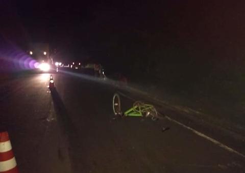 Ciclista morre ao ser atropelado por táxi em rodovia no Amazonas