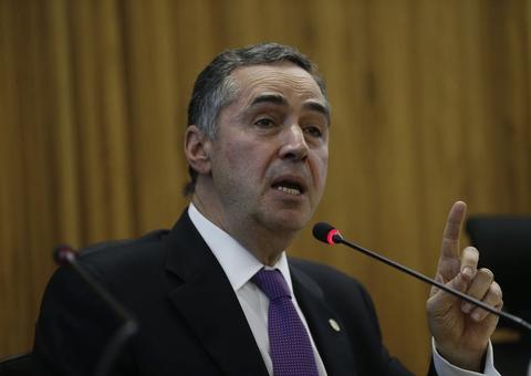 Barroso sobre aborto: 'Se homem engravidasse, já estaria resolvido'