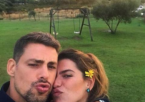 Cauã Reymond e Mariana Goldfarb devem se casar em segredo neste fim de semana