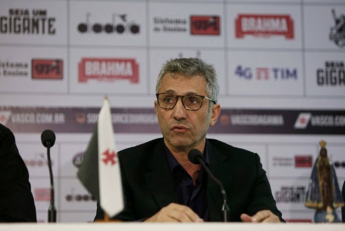 Vasco diz que vai à Justiça contra cessão do estádio do Maracanã a adversários