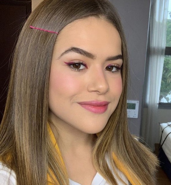 Maisa responde seguidora que perguntou se ela ficaria com garotas