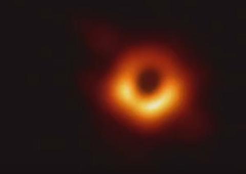 Astrônomos divulgam a 1ª imagem já registrada de um buraco negro