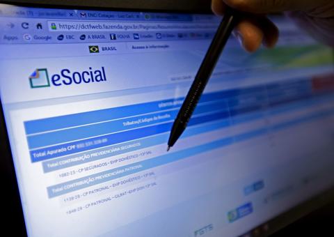 Empresas do Simples Nacional entram na 2ª etapa do eSocial