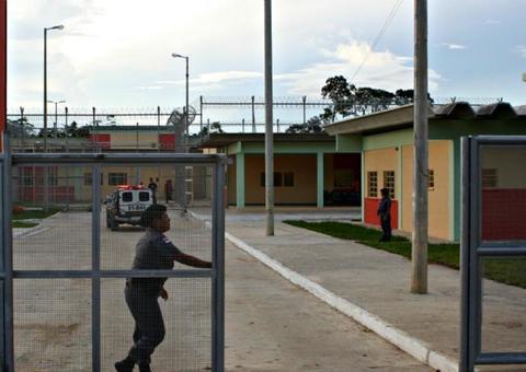 Detento morre ao ser espancando por colegas de cela em Manaus