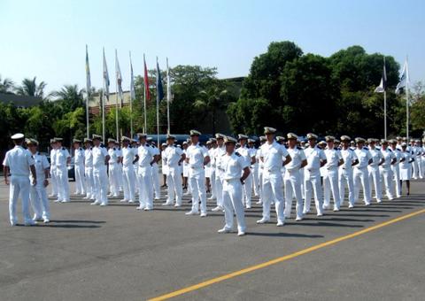 Marinha encerra inscrições em concursos nesta sexta com salários de até R$ 11 mil 