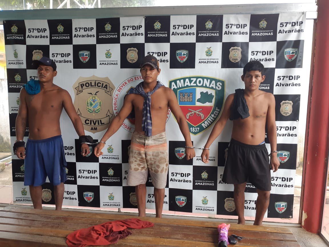 No Amazonas, trio é preso suspeito de torturar e jogar gasolina em idoso durante assalto
