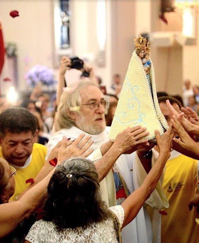 Imagem de Nossa Senhora de Nazaré chega a Manaus para Festival Paraense 