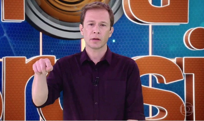 Tiago Leifert diz que decisão sobre expulsão de Hariany sai esta tarde